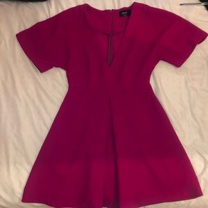 Deep V-neck Magenta dress